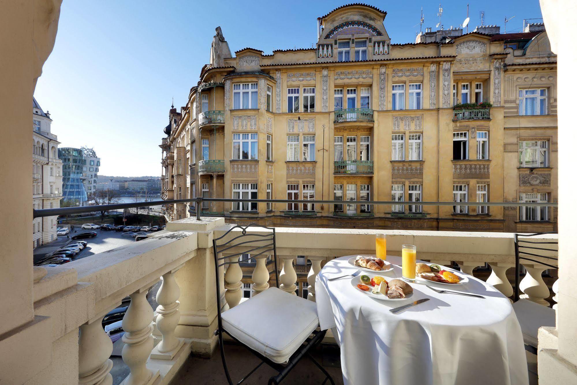 Eurostars David Hotel Praag Buitenkant foto